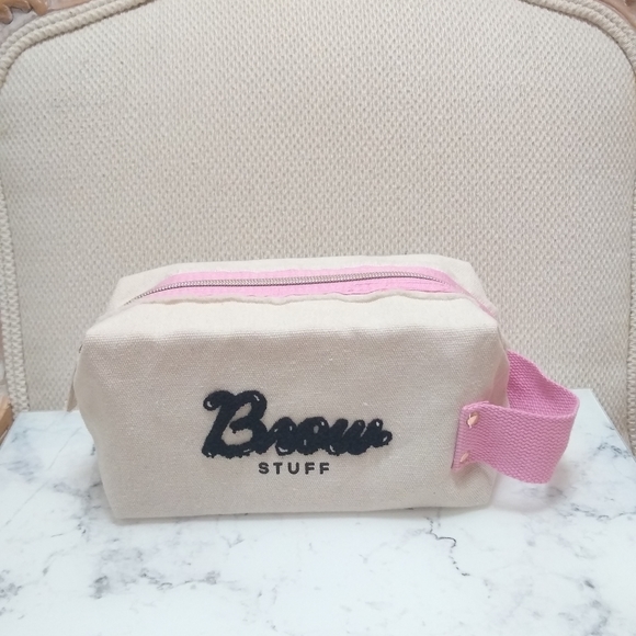 benefit cosmetics Handbags - Benefit Cosmetics BROW STUFF Bag